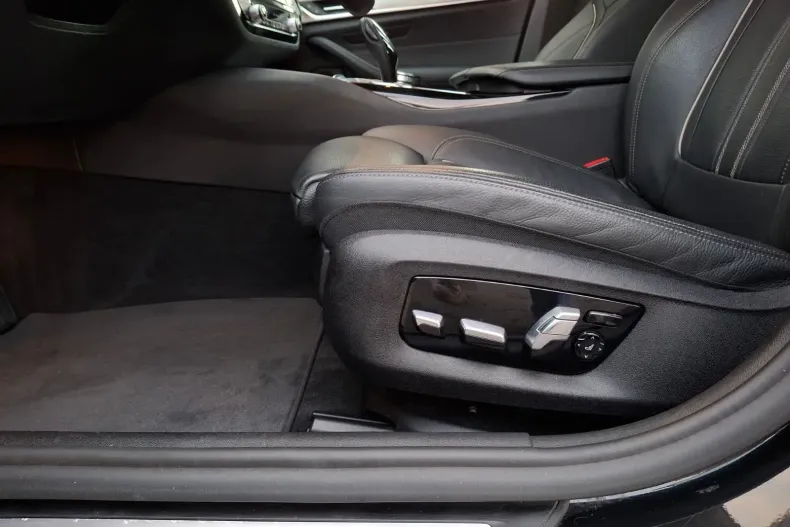 BMW Seria 5 din 2021 cu 120.812 km - oferta BMW147742 - foto 29