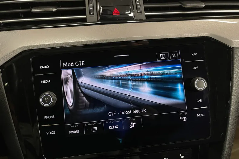 Volkswagen Passat din 2021 cu 118.110 km - oferta VOL147760 - foto 21