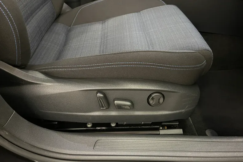 Volkswagen Passat din 2021 cu 118.110 km - oferta VOL147760 - foto 29