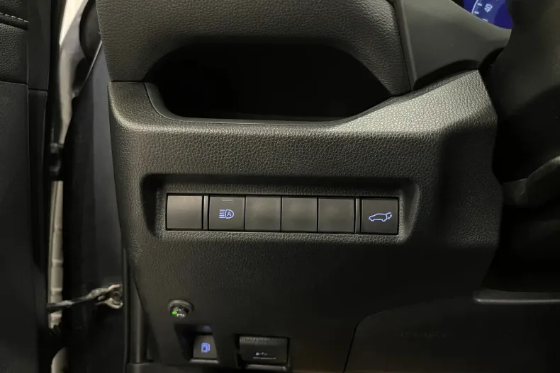 Toyota RAV4 din 2021 cu 132.239 km - oferta TOY147762 - foto 20