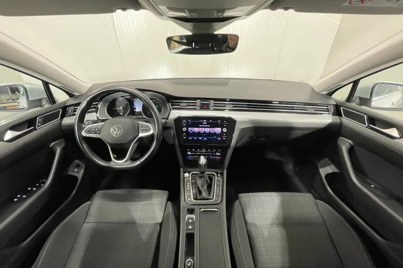Volkswagen Passat din 2021 cu 96.486 km - oferta VOL147767 - foto 7