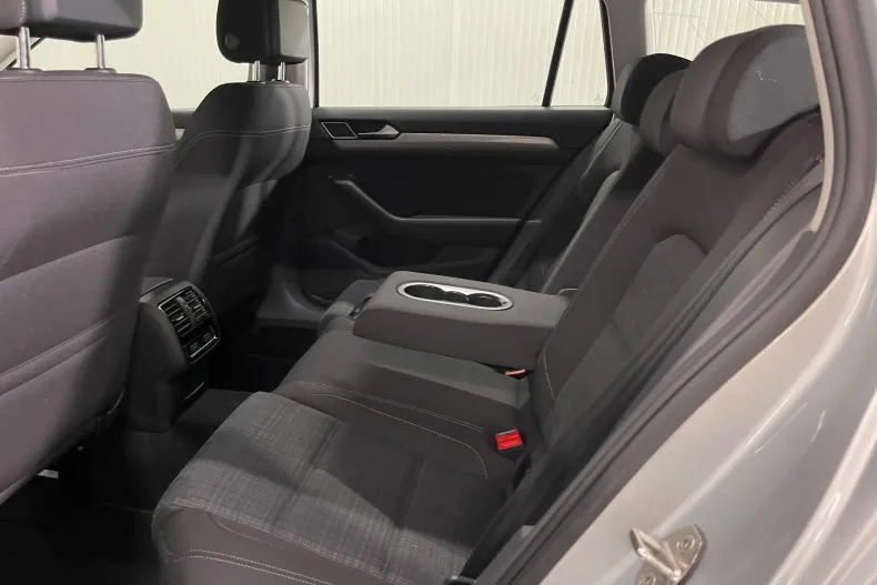 Volkswagen Passat din 2021 cu 96.486 km - oferta VOL147767 - foto 11