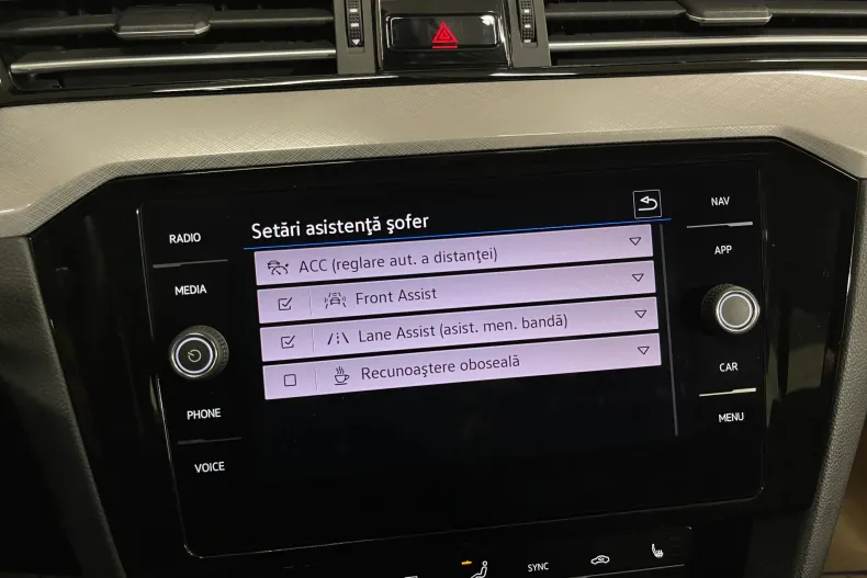 Volkswagen Passat din 2021 cu 96.486 km - oferta VOL147767 - foto 15