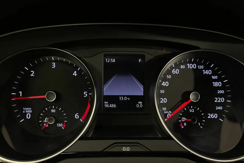 Volkswagen Passat din 2021 cu 96.486 km - oferta VOL147767 - foto 25