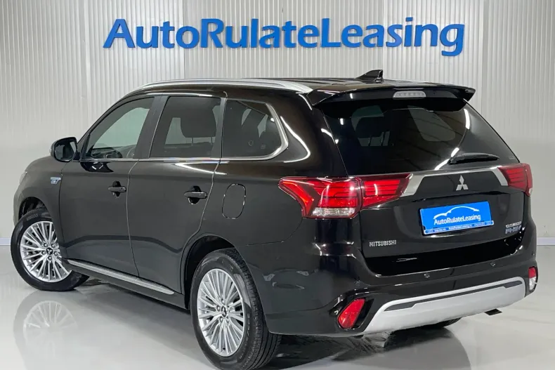 Mitsubishi Outlander din 2019 cu 119.390 km - oferta MIT147768 - foto 4