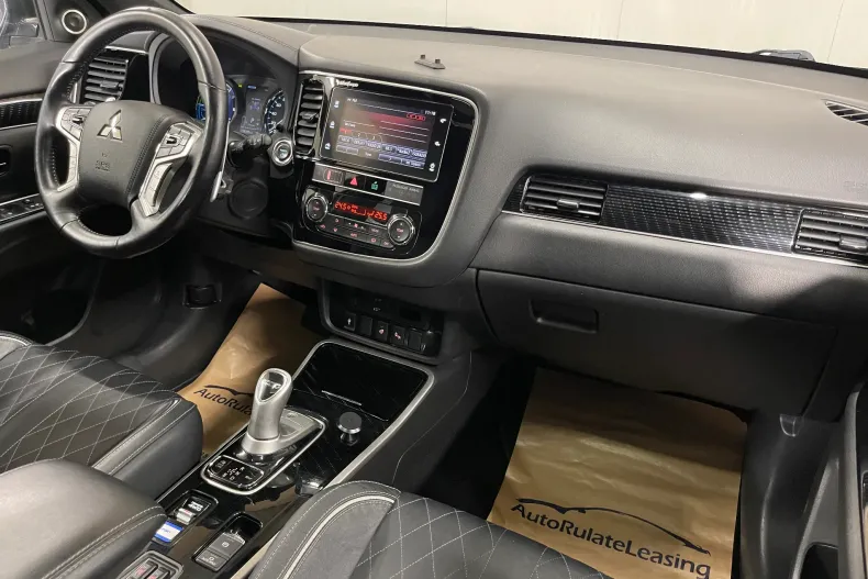 Mitsubishi Outlander din 2019 cu 119.390 km - oferta MIT147768 - foto 9