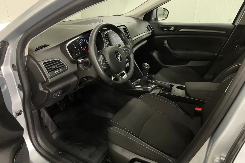 Renault Megane din 2022 cu 61.888 km - oferta REN147774 - foto 5