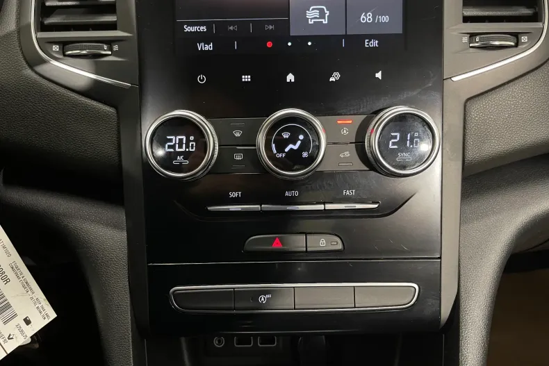 Renault Megane din 2022 cu 61.888 km - oferta REN147774 - foto 17