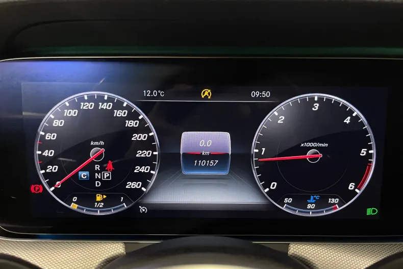 Mercedes-Benz E din 2020 cu 110.157 km - oferta MER147780 - foto 33