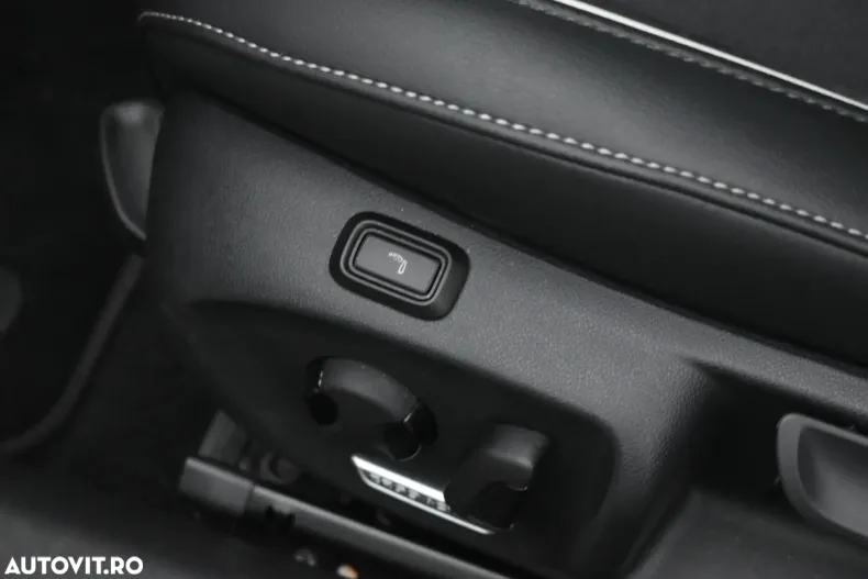 Volkswagen Passat din 2025 cu 27.011 km - oferta VOL147788 - foto 10