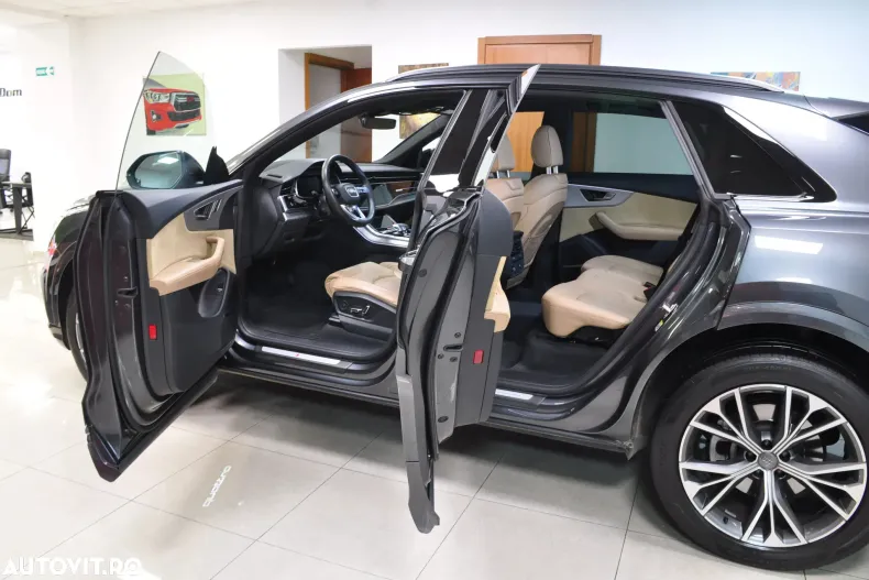 Audi Q8 din 2020 cu 48.228 km - oferta AUD147796 - foto 9