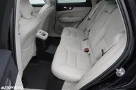 Volvo XC60 din 2024 cu 21.522 km - oferta VOL147797 - foto 10