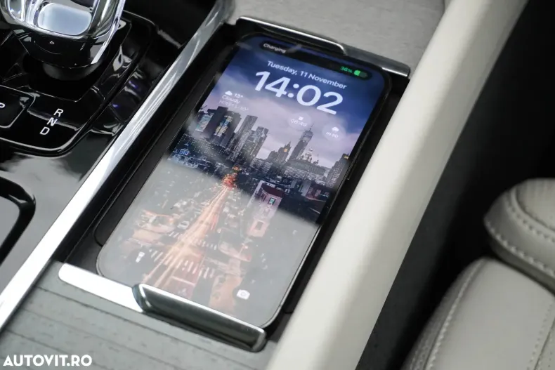 Volvo XC60 din 2024 cu 21.522 km - oferta VOL147797 - foto 23