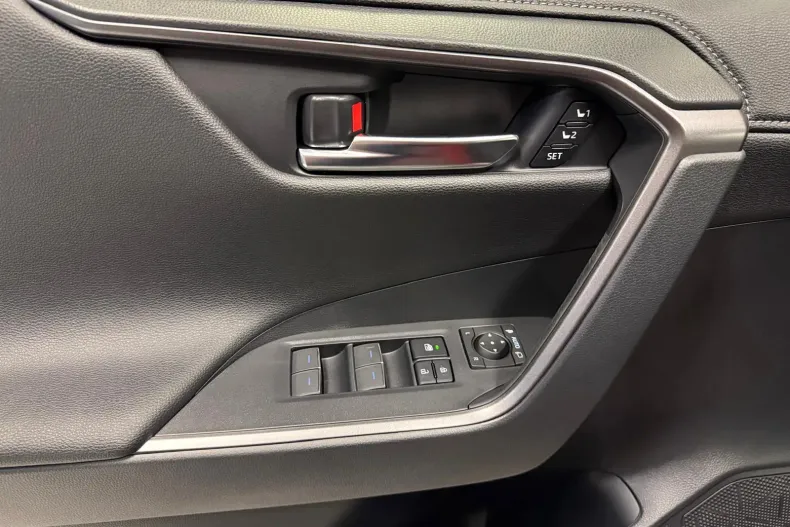 Toyota RAV4 din 2025 cu 10 km - oferta TOY147798 - foto 13