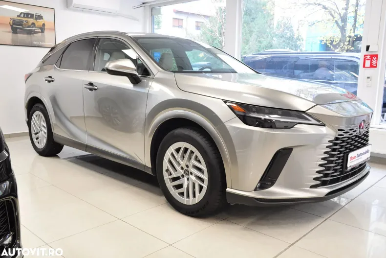 Lexus Seria RX din 2023 cu 44.701 km - oferta LEX147799 - foto 3