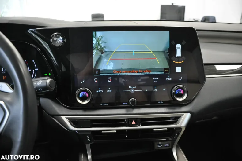 Lexus Seria RX din 2023 cu 44.701 km - oferta LEX147799 - foto 18