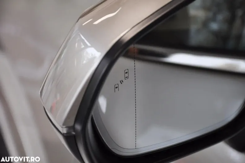 Lexus Seria RX din 2023 cu 44.701 km - oferta LEX147799 - foto 19