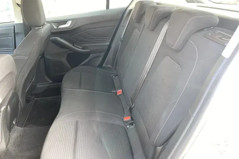 Ford Focus din 2022 cu 56.900 km - oferta FOR147803 - foto 10