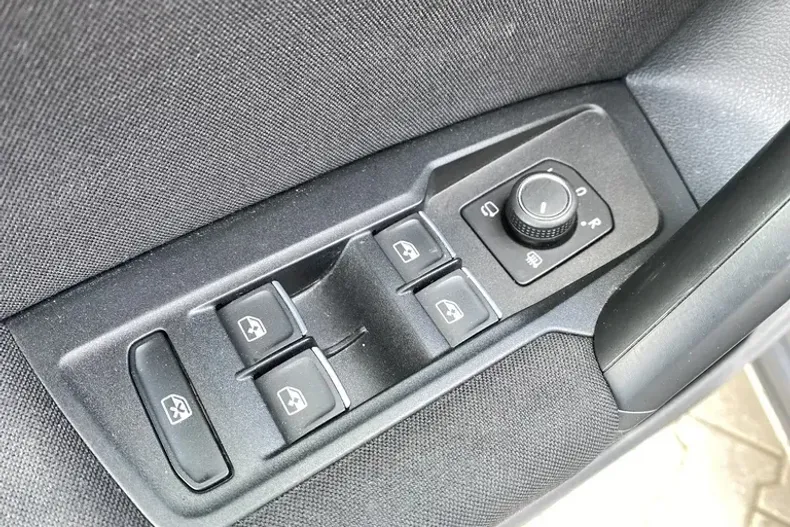 Volkswagen Tiguan din 2023 cu 54.000 km - oferta VOL147804 - foto 15