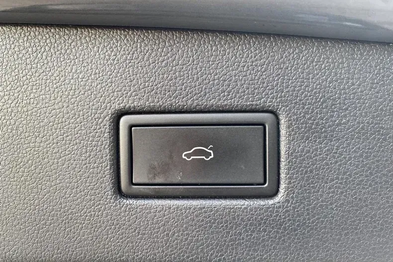 Volkswagen Tiguan din 2023 cu 54.000 km - oferta VOL147804 - foto 17