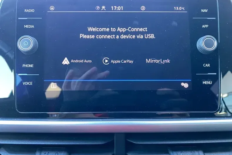 Volkswagen T-Roc din 2022 cu 77.250 km - oferta VOL147805 - foto 18