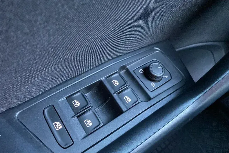 Volkswagen T-Roc din 2022 cu 77.250 km - oferta VOL147805 - foto 22