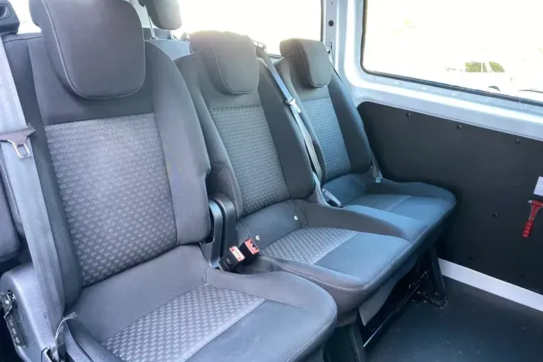 Ford Transit Custom din 2022 cu 49.100 km - oferta FOR147807 - foto 13