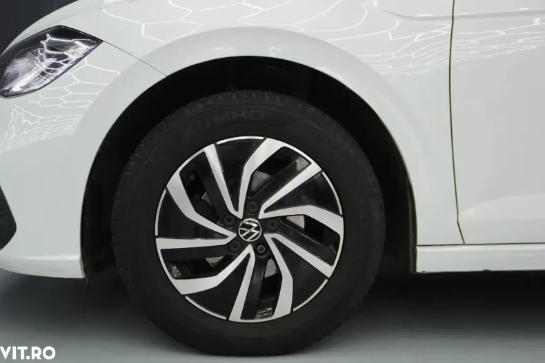 Volkswagen Polo din 2023 cu 111.053 km - oferta VOL147816 - foto 5