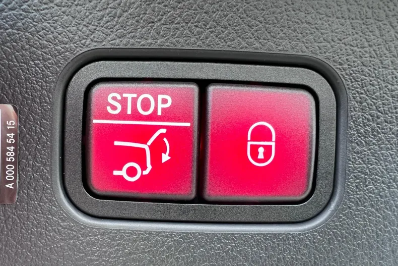 Mercedes-Benz GLC din 2025 cu 10 km - oferta MER147821 - foto 5