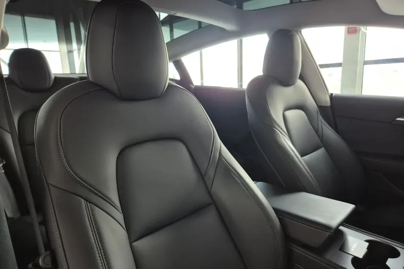 Tesla Model 3 din 2021 cu 59.000 km - oferta TES147847 - foto 17