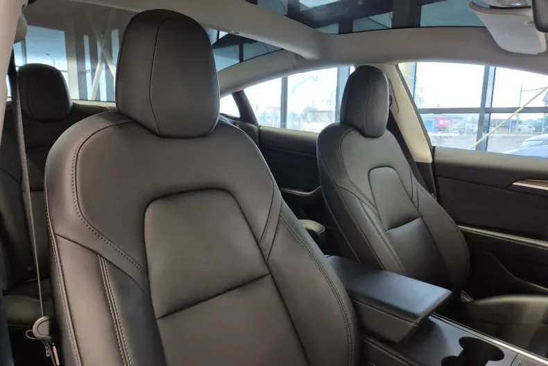 Tesla Model 3 din 2022 cu 72.900 km - oferta TES147848 - foto 10