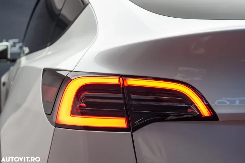 Tesla Model Y din 2023 cu 15.000 km - oferta TES147850 - foto 9
