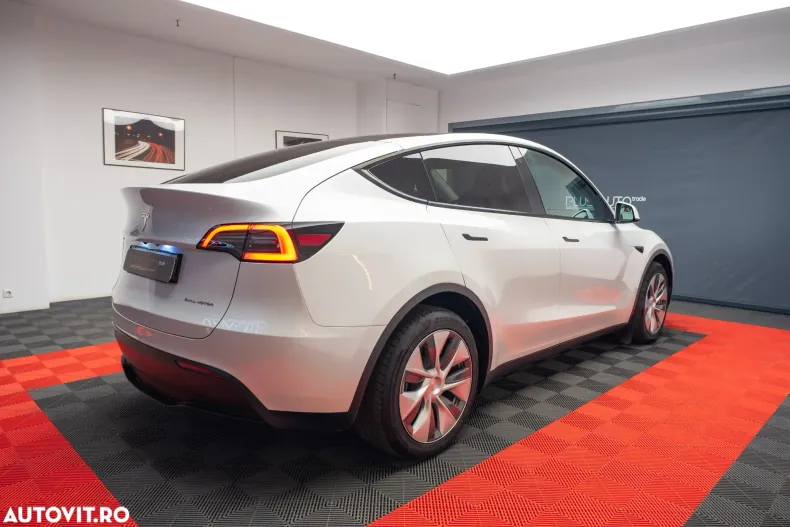 Tesla Model Y din 2023 cu 15.000 km - oferta TES147850 - foto 26