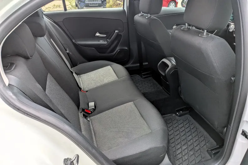 Mercedes-Benz A din 2019 cu 15.950 km - oferta MER147851 - foto 10