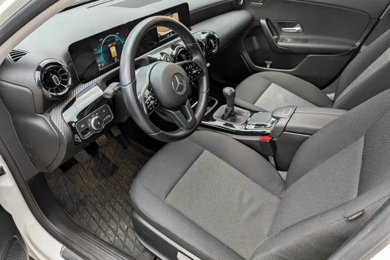 Mercedes-Benz A din 2019 cu 15.950 km - oferta MER147851 - foto 13