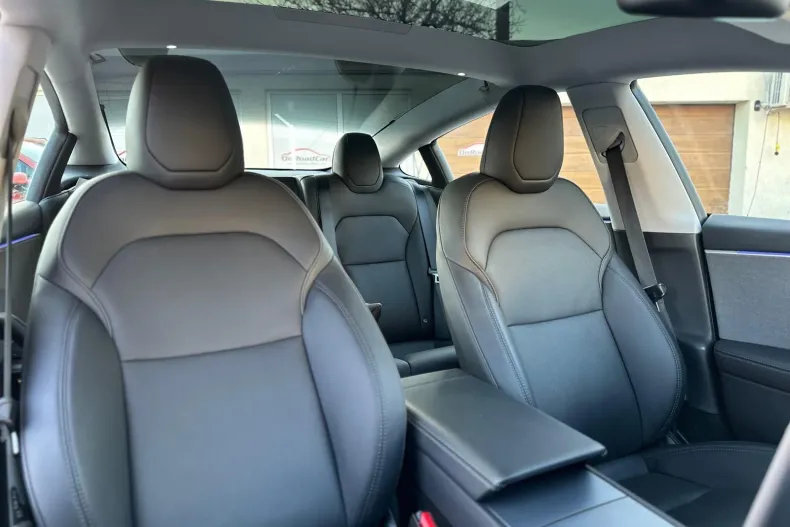 Tesla Model 3 din 2024 cu 38.592 km - oferta TES147853 - foto 38