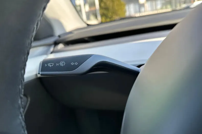 Tesla Model Y din 2022 cu 81.392 km - oferta TES147854 - foto 39