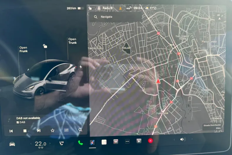 Tesla Model 3 din 2023 cu 24.345 km - oferta TES147855 - foto 9