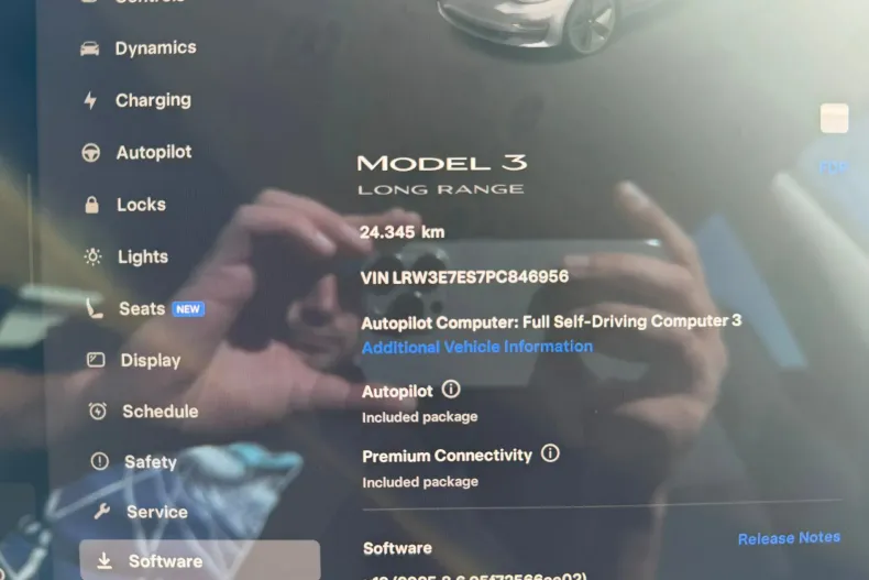 Tesla Model 3 din 2023 cu 24.345 km - oferta TES147855 - foto 10