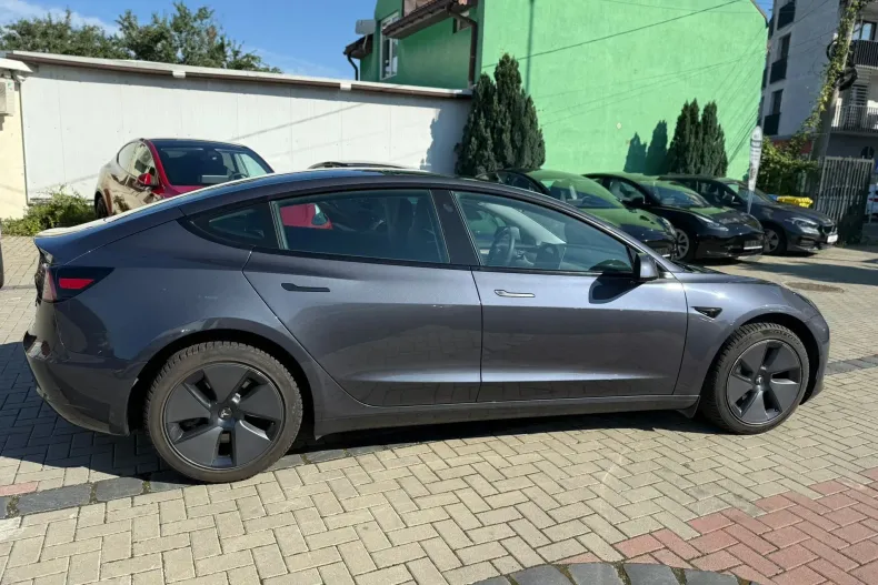 Tesla Model 3 din 2023 cu 24.345 km - oferta TES147855 - foto 14