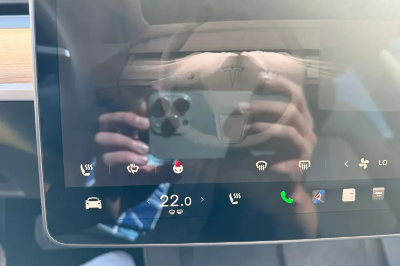 Tesla Model 3 din 2023 cu 24.345 km - oferta TES147855 - foto 19