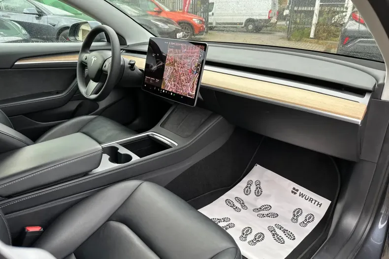 Tesla Model 3 din 2021 cu 82.793 km - oferta TES147856 - foto 7