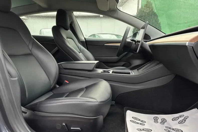 Tesla Model 3 din 2021 cu 82.793 km - oferta TES147856 - foto 15