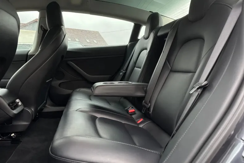 Tesla Model 3 din 2021 cu 82.793 km - oferta TES147856 - foto 16