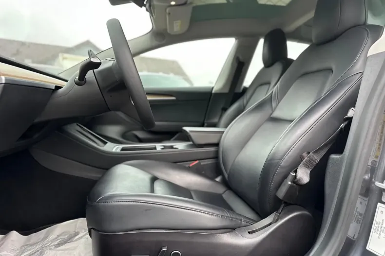 Tesla Model 3 din 2021 cu 82.793 km - oferta TES147856 - foto 31