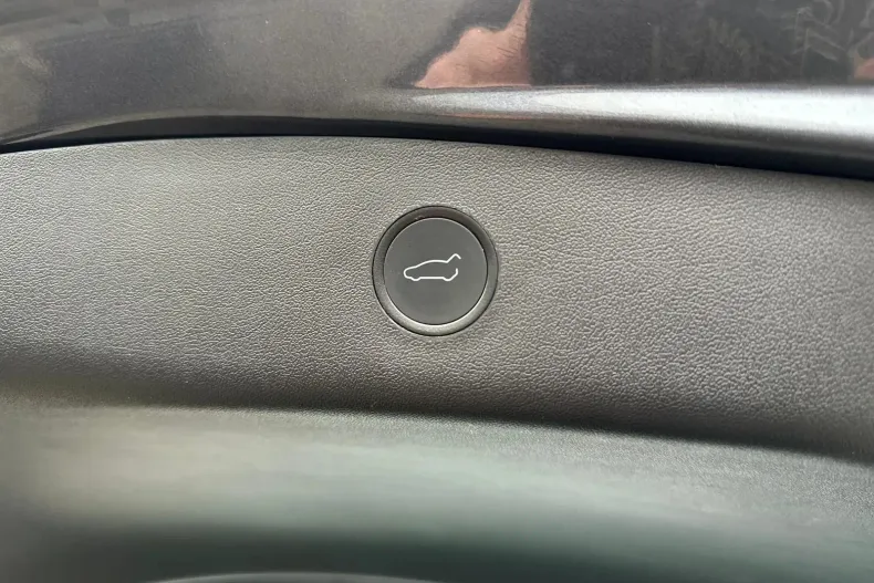 Tesla Model 3 din 2021 cu 82.793 km - oferta TES147856 - foto 33