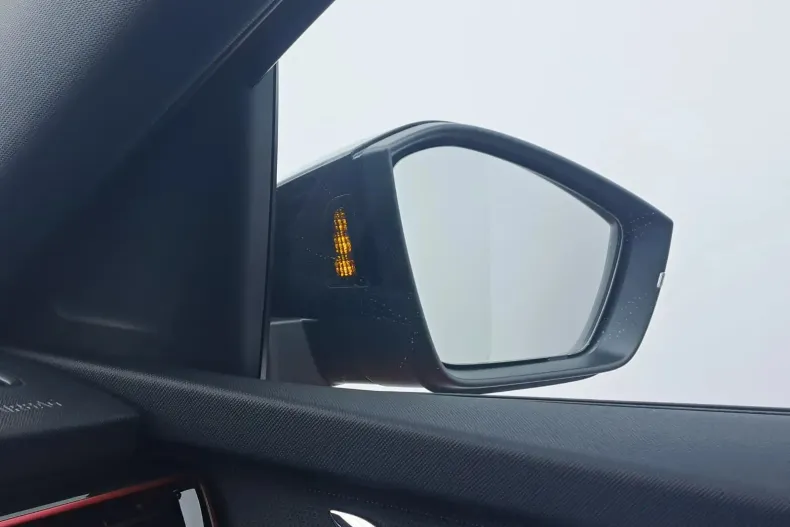 Skoda Scala din 2025 cu 5.000 km - oferta SKO147858 - foto 11