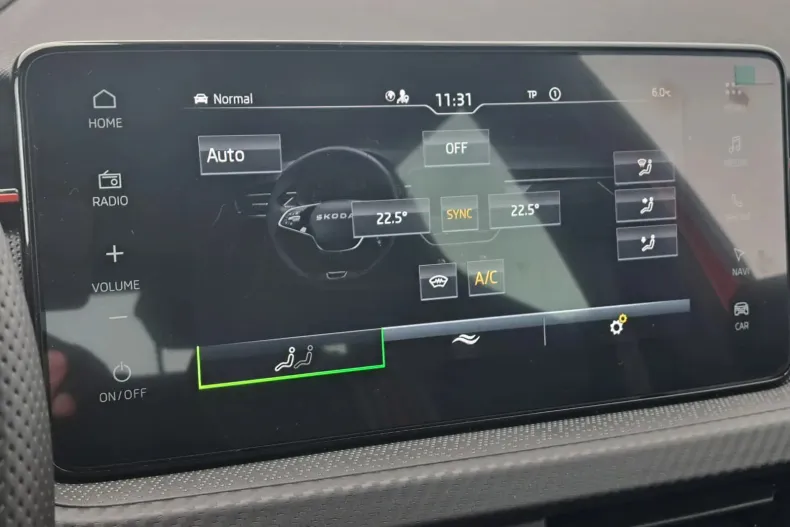 Skoda Scala din 2025 cu 5.000 km - oferta SKO147858 - foto 13