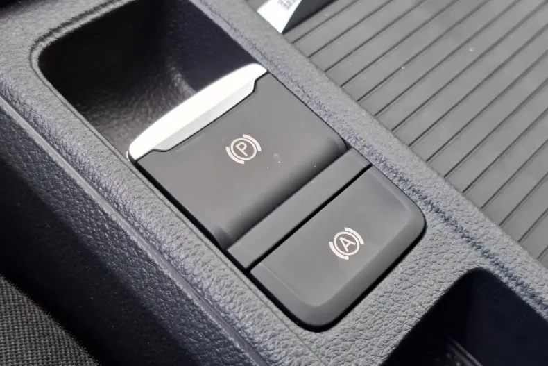 Skoda Octavia din 2025 cu 5.000 km - oferta SKO147859 - foto 29