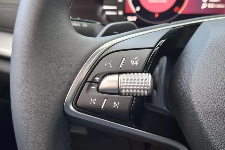 Skoda Octavia din 2025 cu 5.000 km - oferta SKO147859 - foto 33